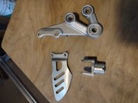 Right Peg Mount