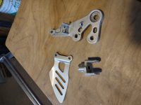 Right Peg Mount